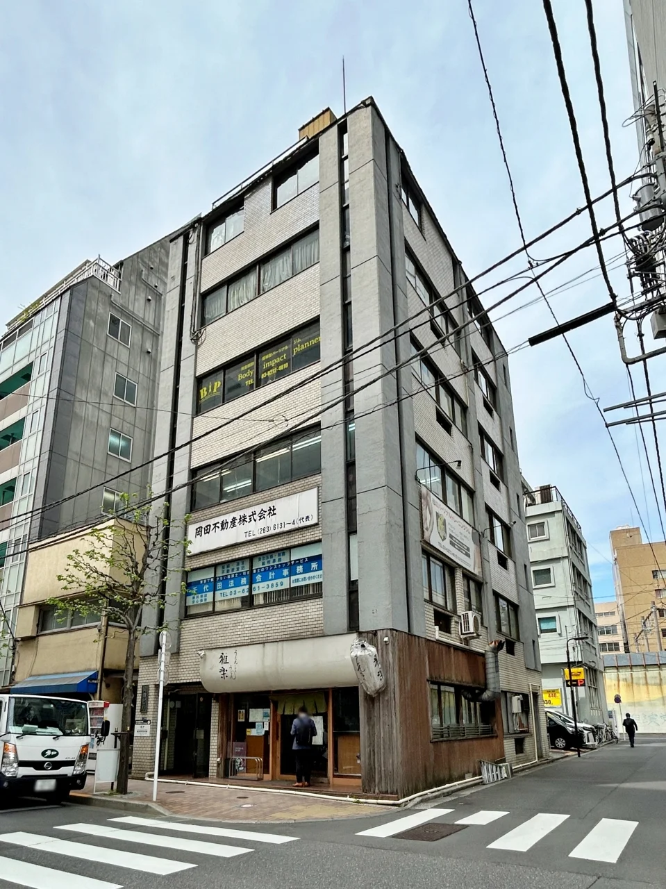 岡田ビル 2 外観 1