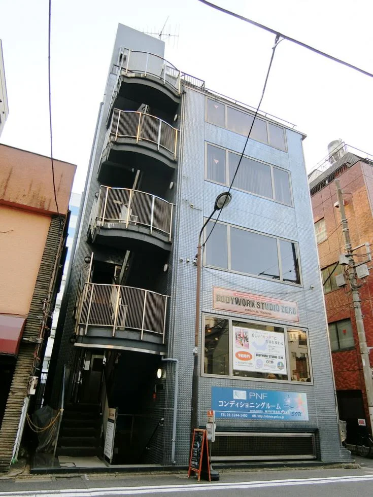 TSI神保町ビル 4 オフィスビル外観 2