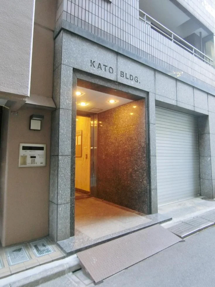 カトウビル(KATOビル) 6 ビルエントランス 5