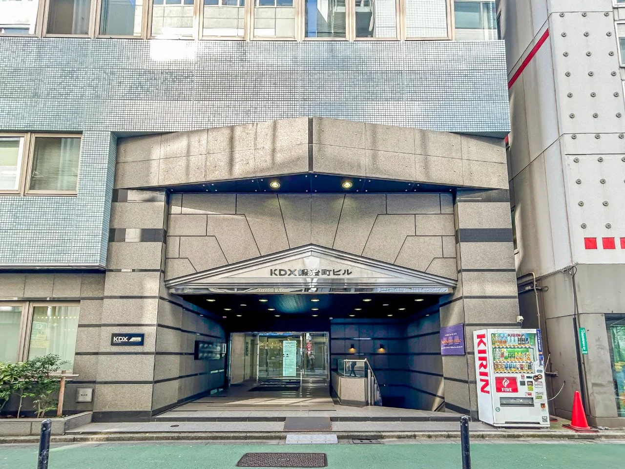 KDX鍛冶町ビル 6 ビルエントランス 3