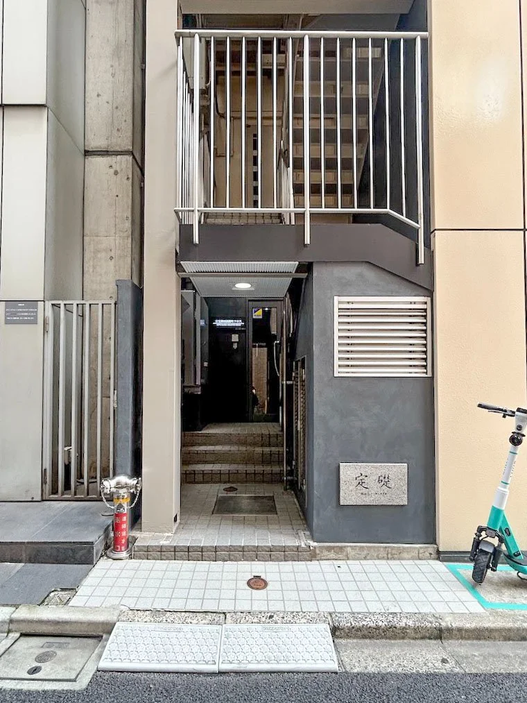 日宝神田淡路町クロス 6 ビルエントランス 5