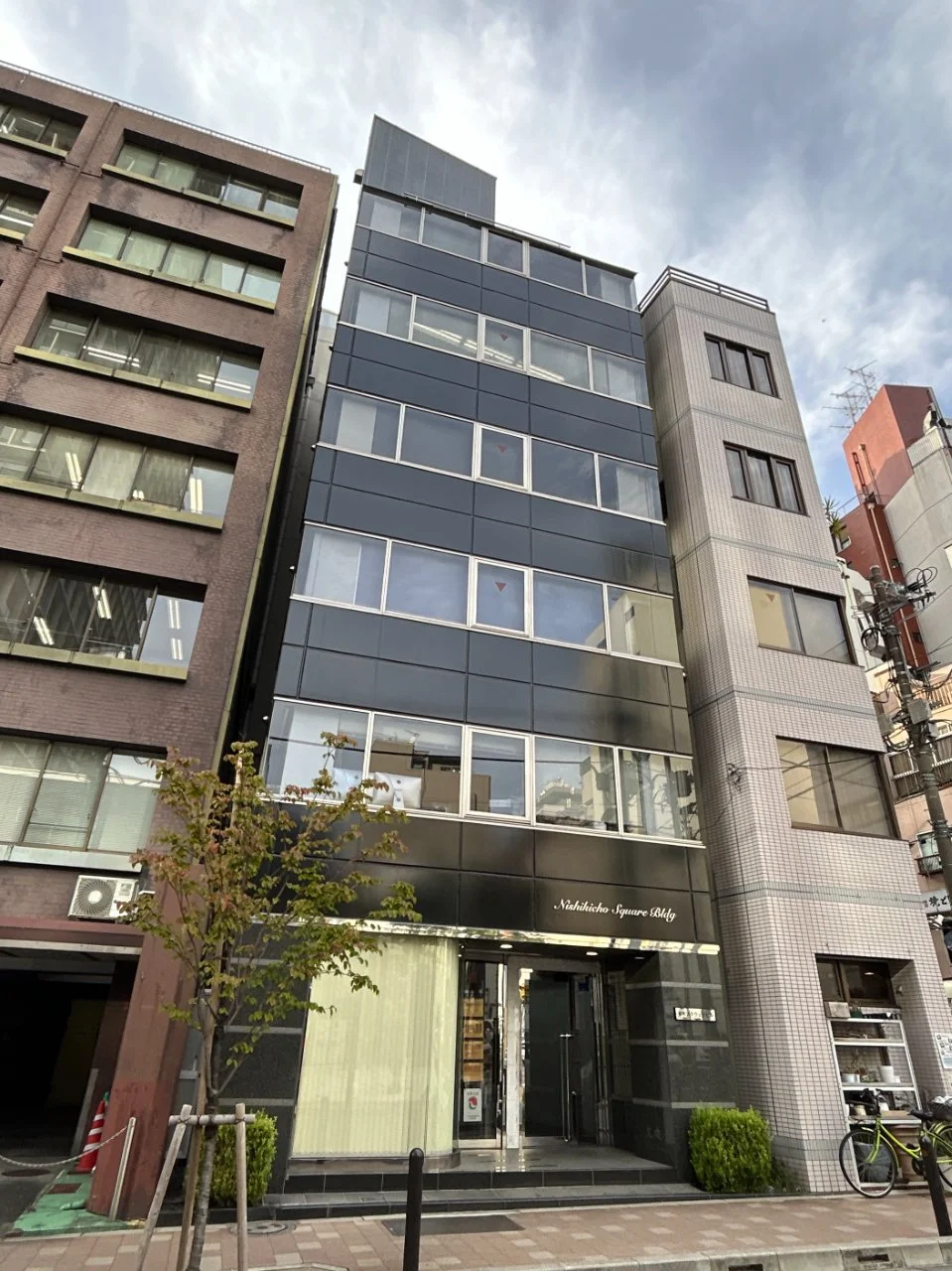錦町スクウェアビル(錦町スクエアビル) 3 オフィスビル外観 1