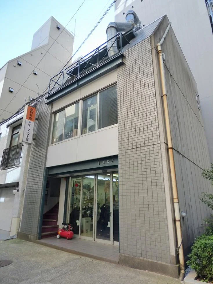 佐川ビル 1階〜3階一括貸し 外観 1