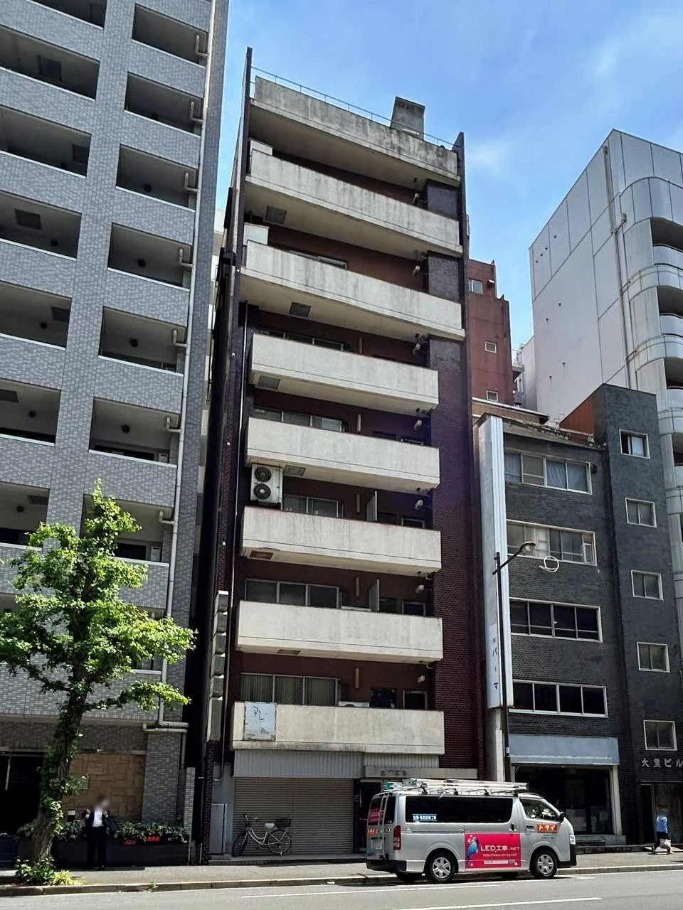 土谷ビル 6 オフィスビル外観 1