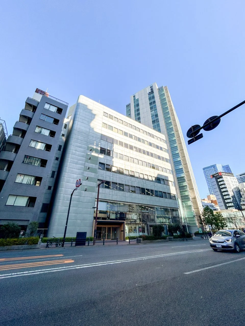 飯田橋駅東口ビル(こころとからだの元気プラザ) 5 オフィスビル外観 2