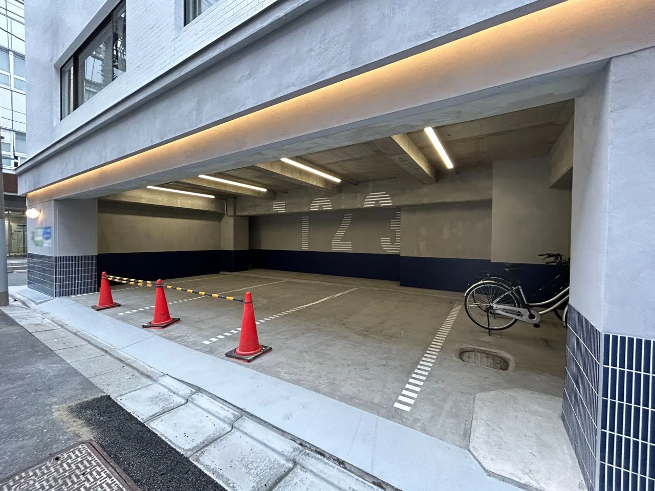 The corner 水道橋 5 オフィスビル外観 6