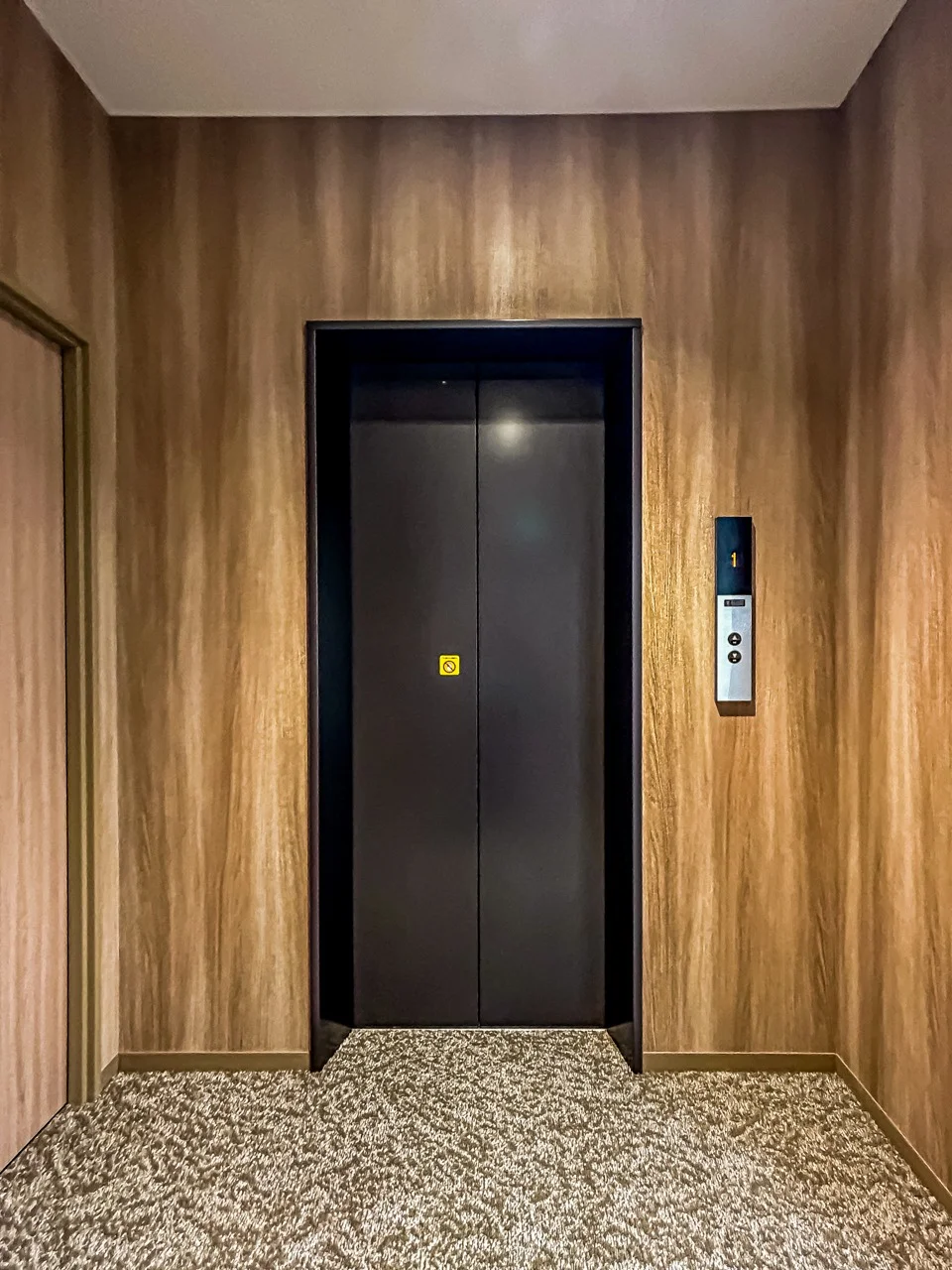 L.Biz平河町 2 エレベーター 41