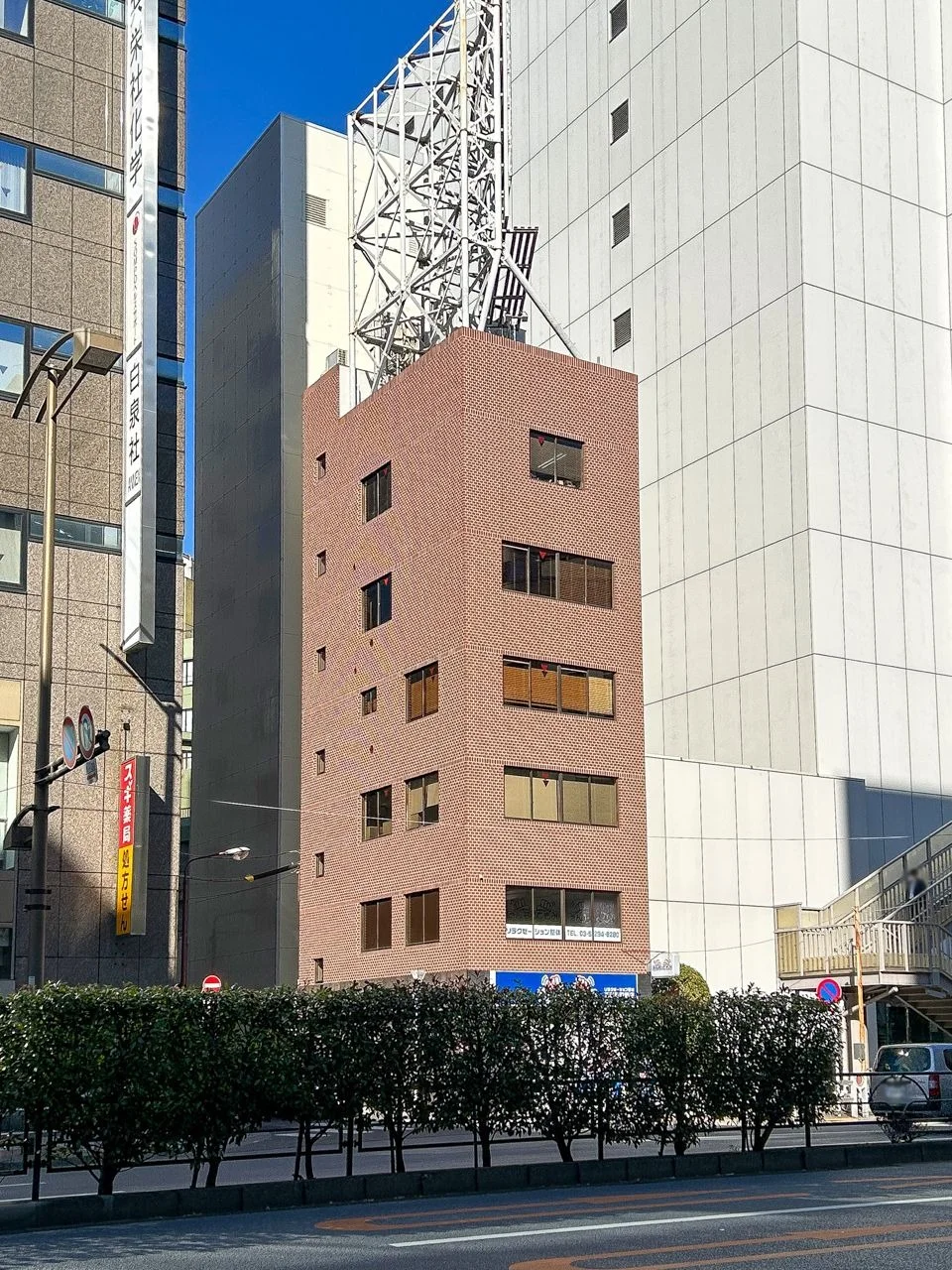 ALES 5 オフィスビル外観 1