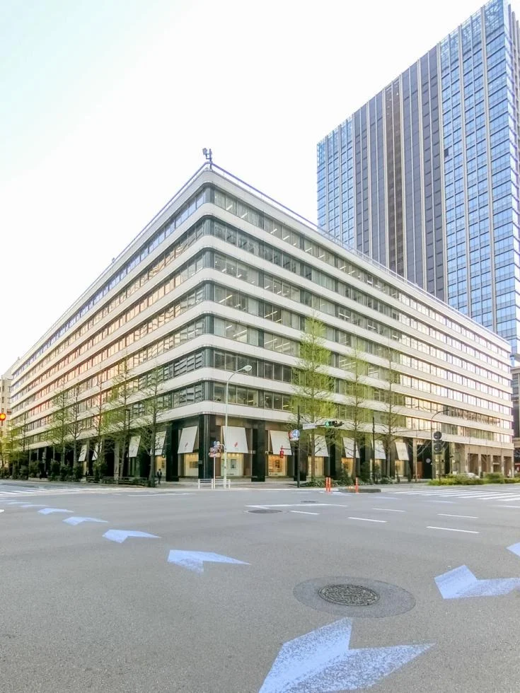 新東京ビル 3 オフィスビル外観 1