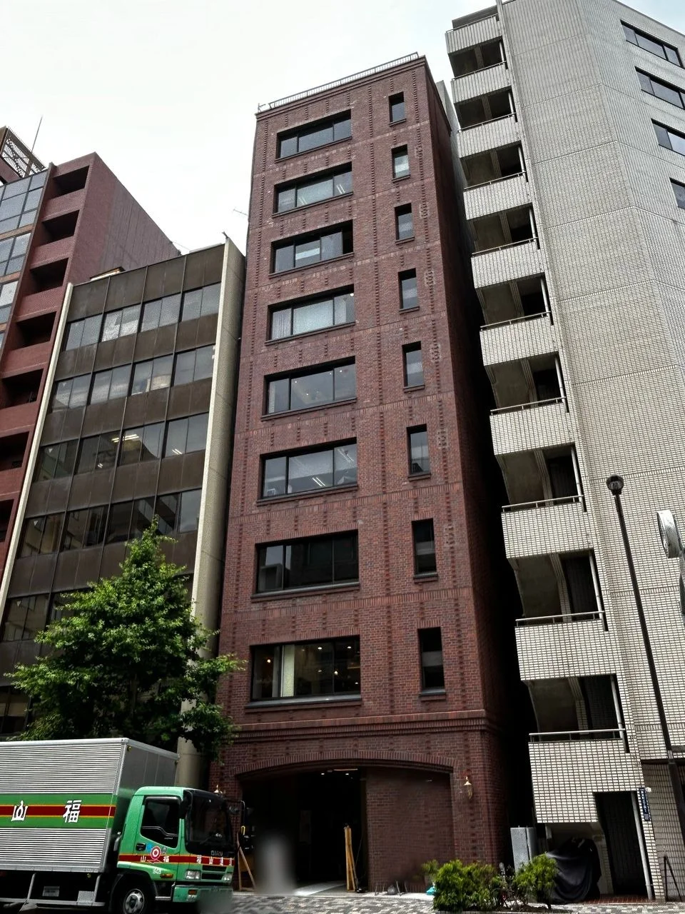 NOVEL WORK Iwamotocho B1F オフィスビル外観 4
