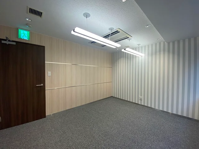 紀尾井町ビル 6 執務室 7