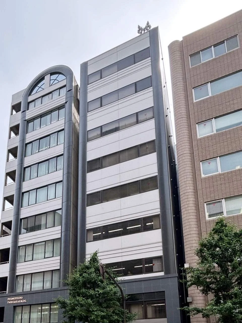 岩本町ツインビル 7 オフィスビル外観 1