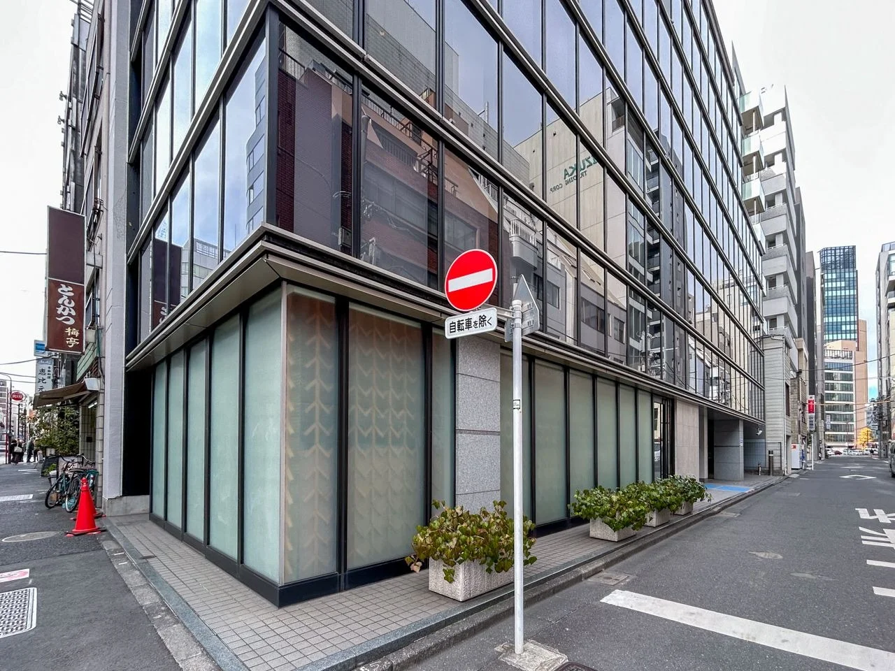THE CROSS神田 8 オフィスビル外観 6