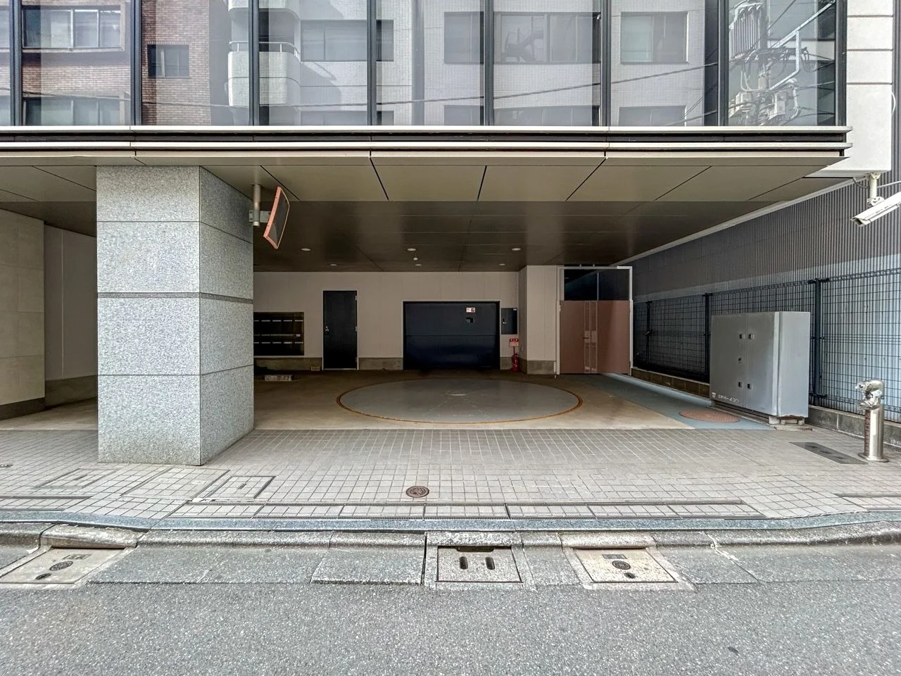 THE CROSS神田 8 オフィスビル外観 3