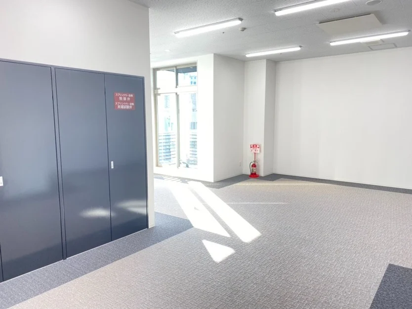 ACN神保町ビル 3 執務室 14