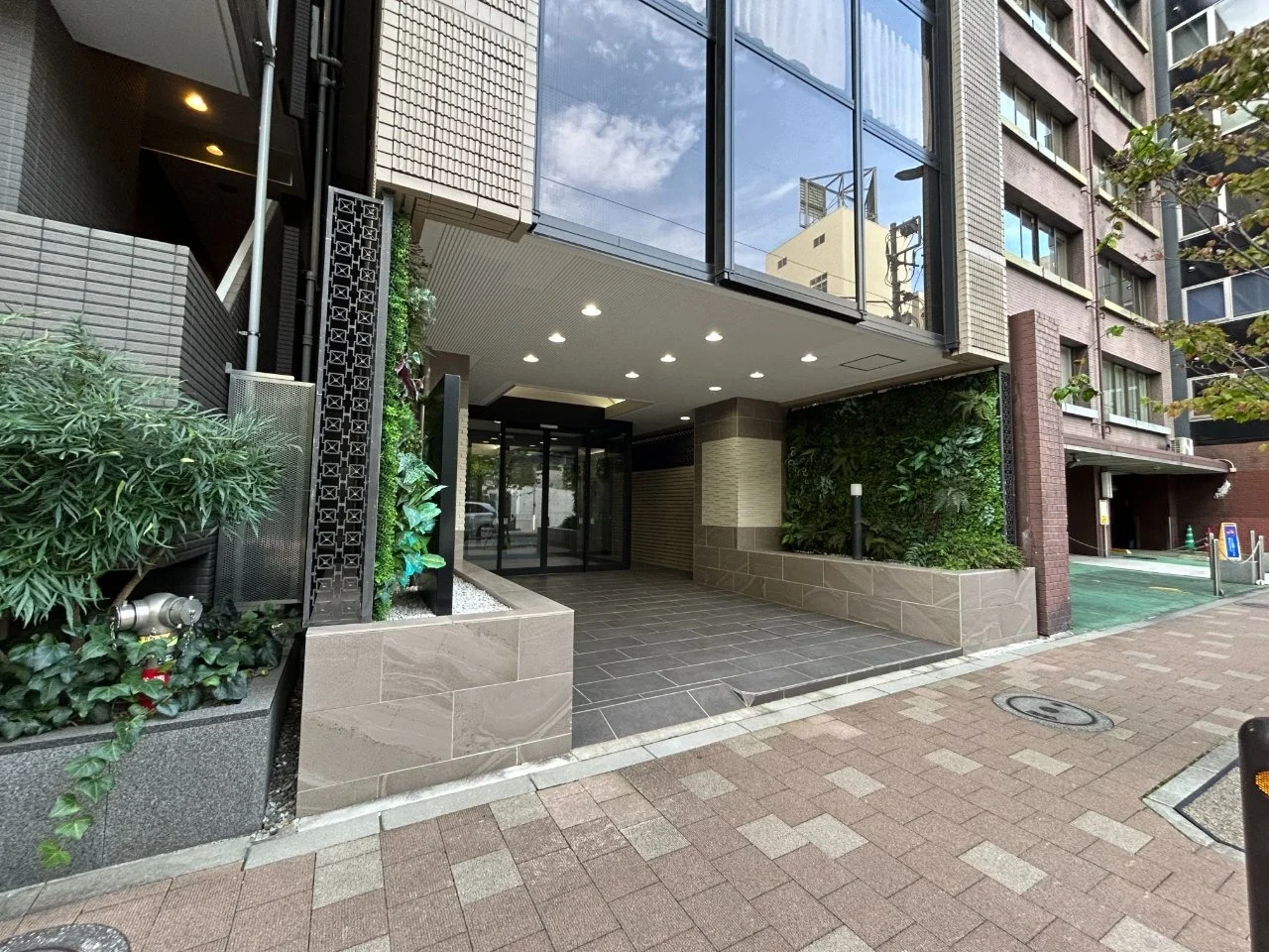 D’sVARIE神田錦町 2 ビルエントランス 4