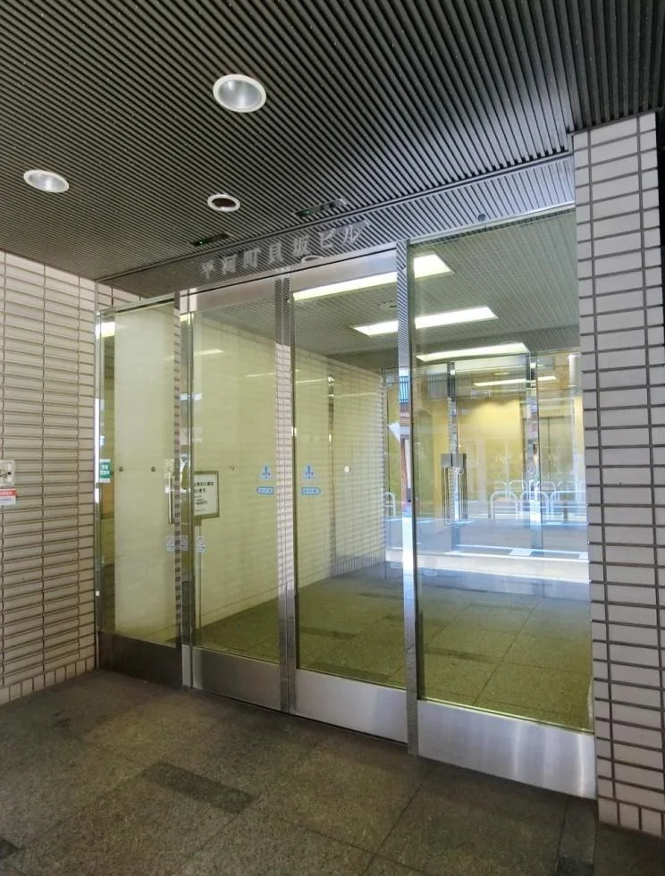 WORK VILLA HIRAKAWACHO 5 ビルエントランス 8