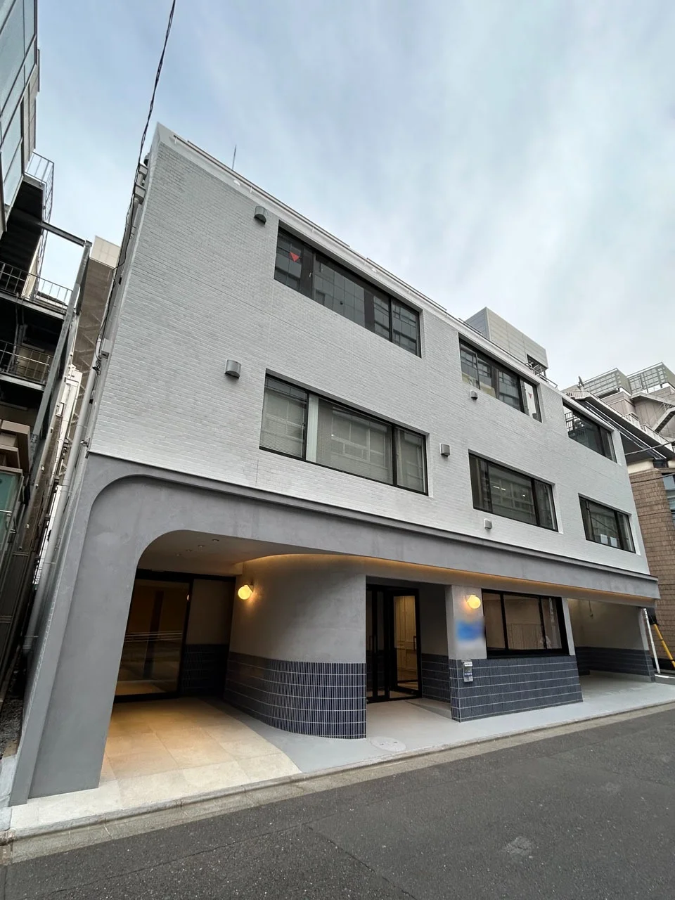 The corner 水道橋 2 オフィスビル外観 1