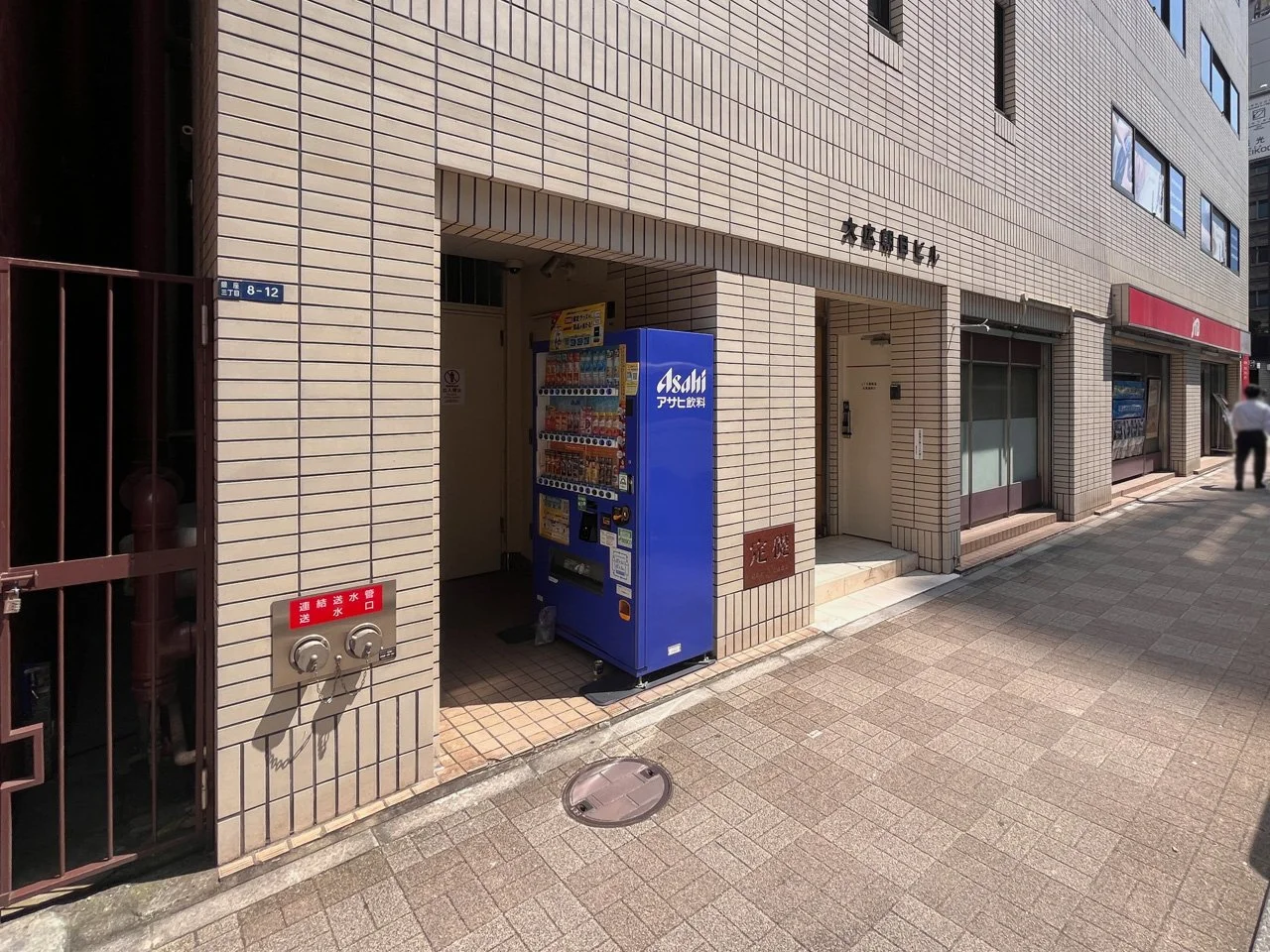 大広朝日ビル B1 エントランス 3