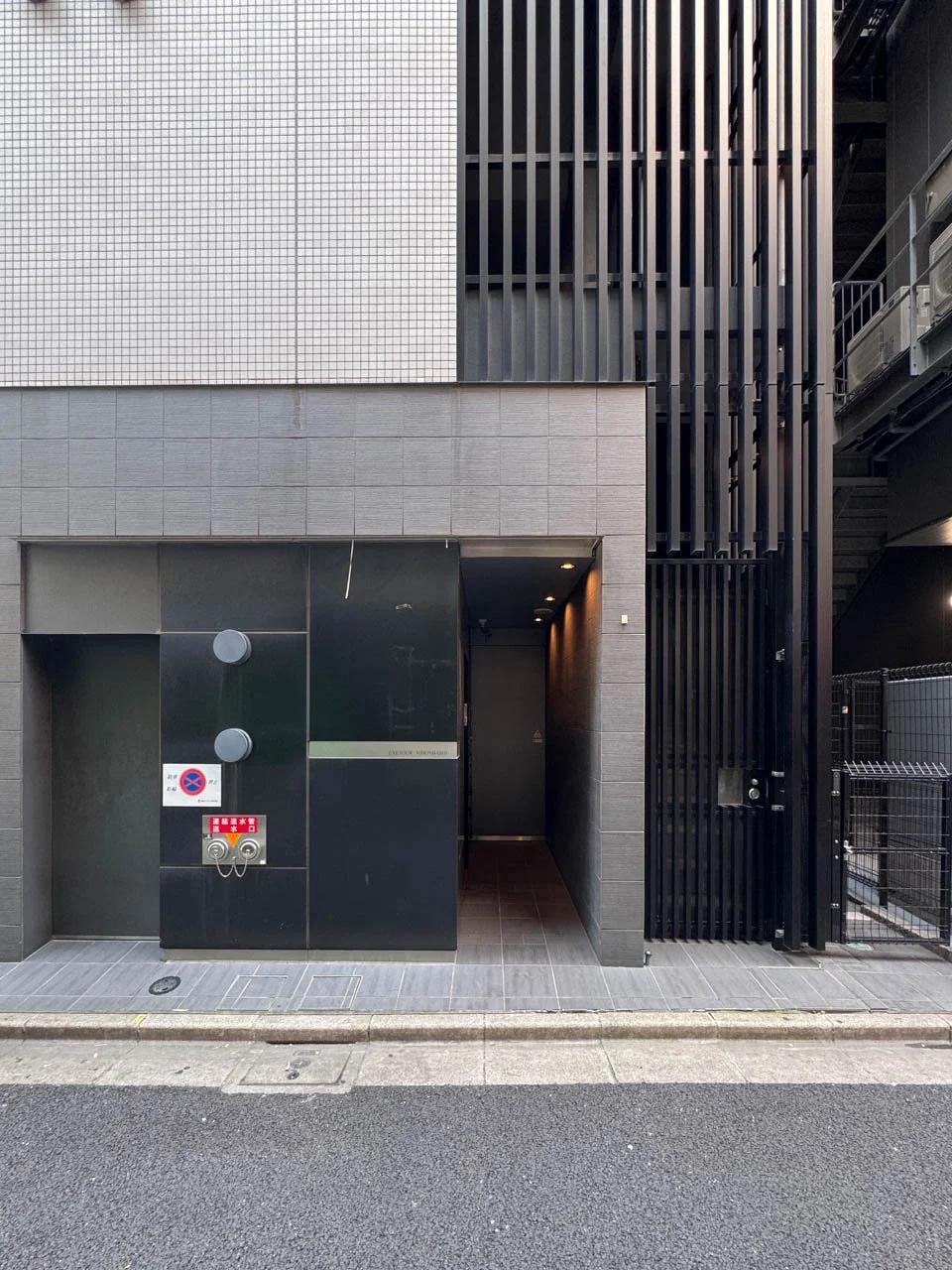 EXETOUR NIHONBASHI(エグゼトゥール日本橋)ビル 7 エントランス 3