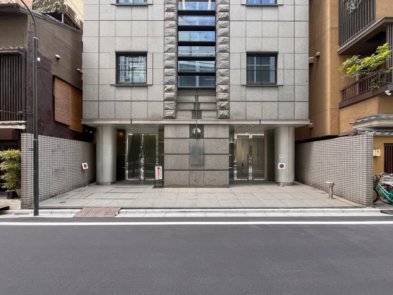 大野屋京橋ビル 5 エントランス 3