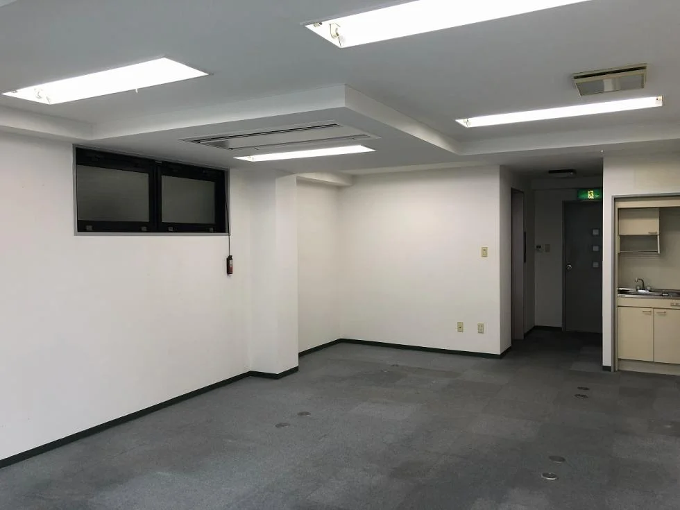 日本橋本町松本ビル(三共産業日本橋本町ビル) 7 内装 2