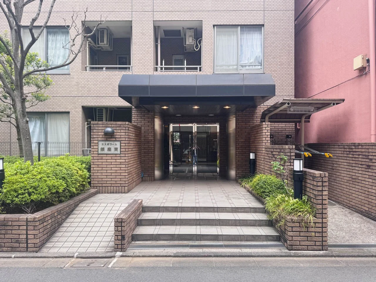 エスポワール銀座東 1 エントランス 3