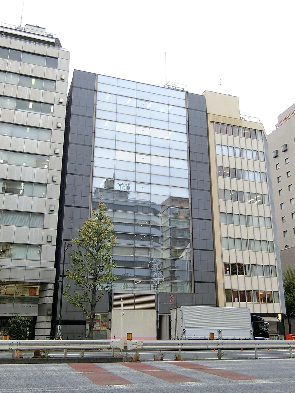 NREG銀座ビル 6