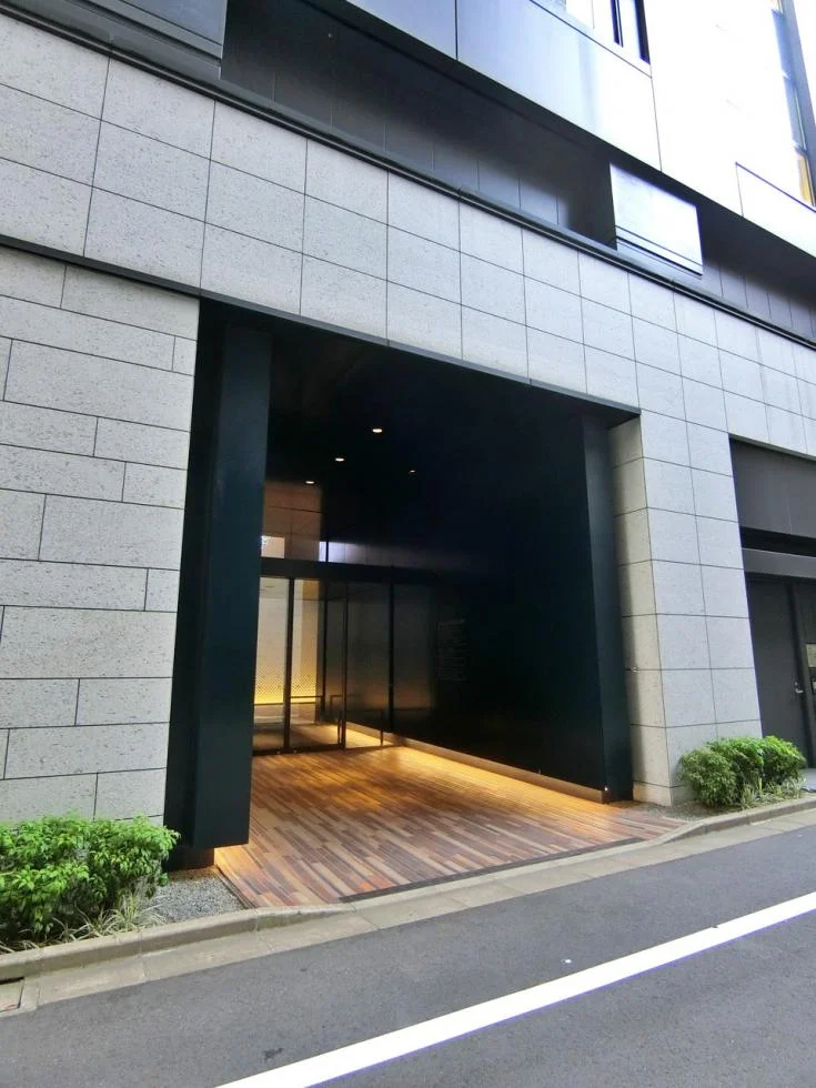 ぬ利彦ビル南館 6 ビルエントランス 6