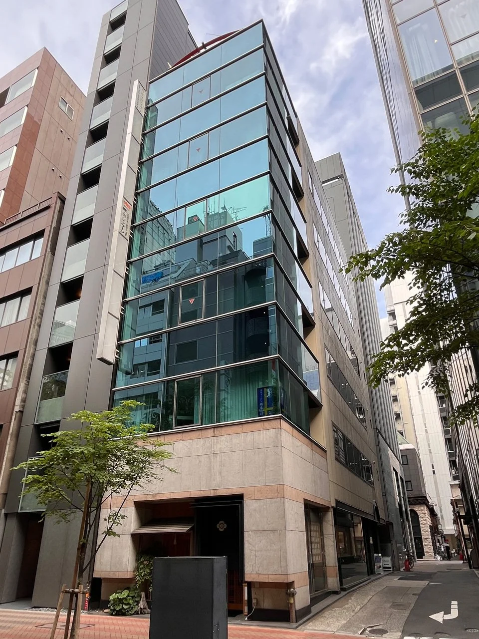 銀座コスミオンビル 6 外観 1
