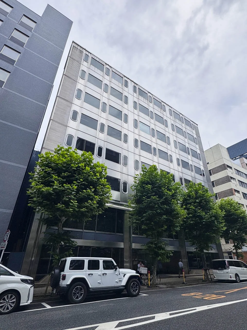 鉄鋼会館 6 オフィスビル外観 2