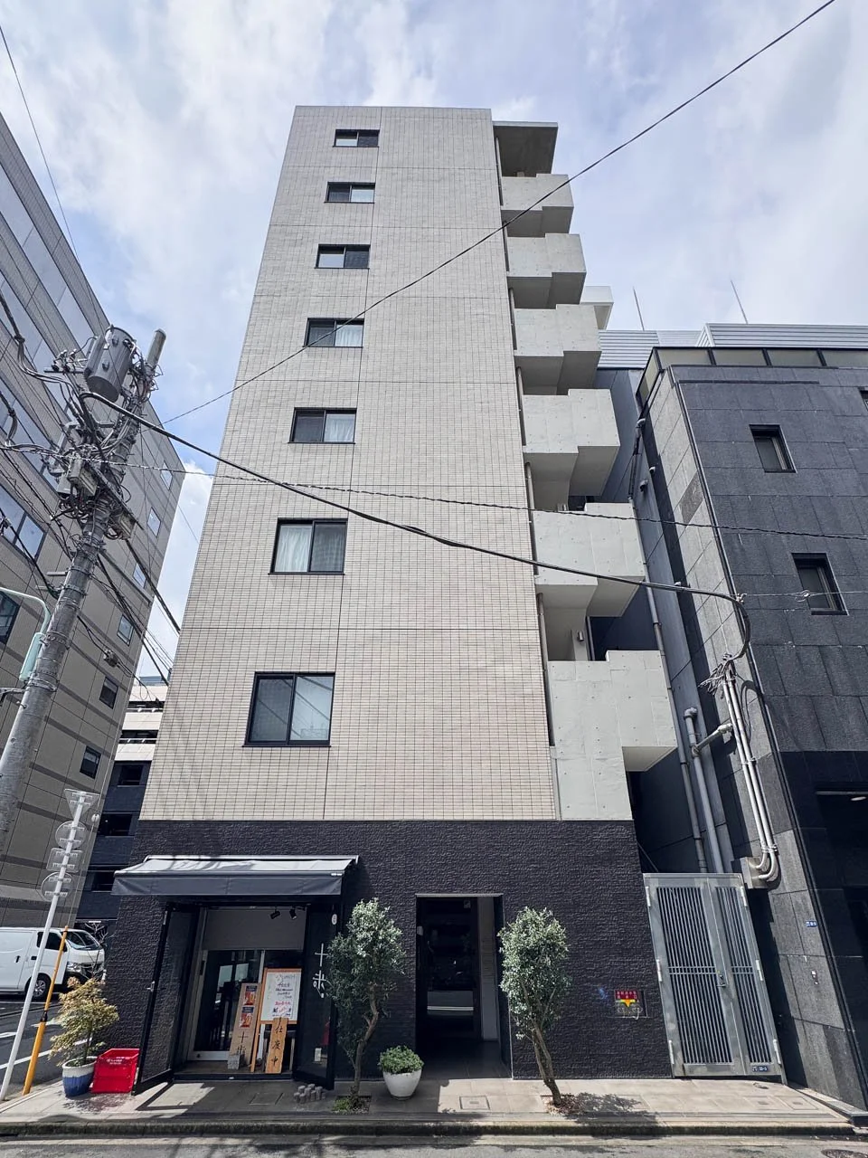 TOKYO PLACE NIHONBASHI (トーキョープレイス 日本橋) 1 外観 2