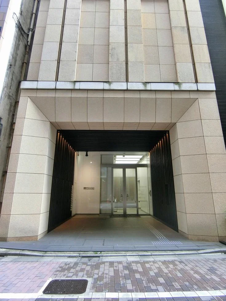 銀座マロニエビル 9 エントランス 3