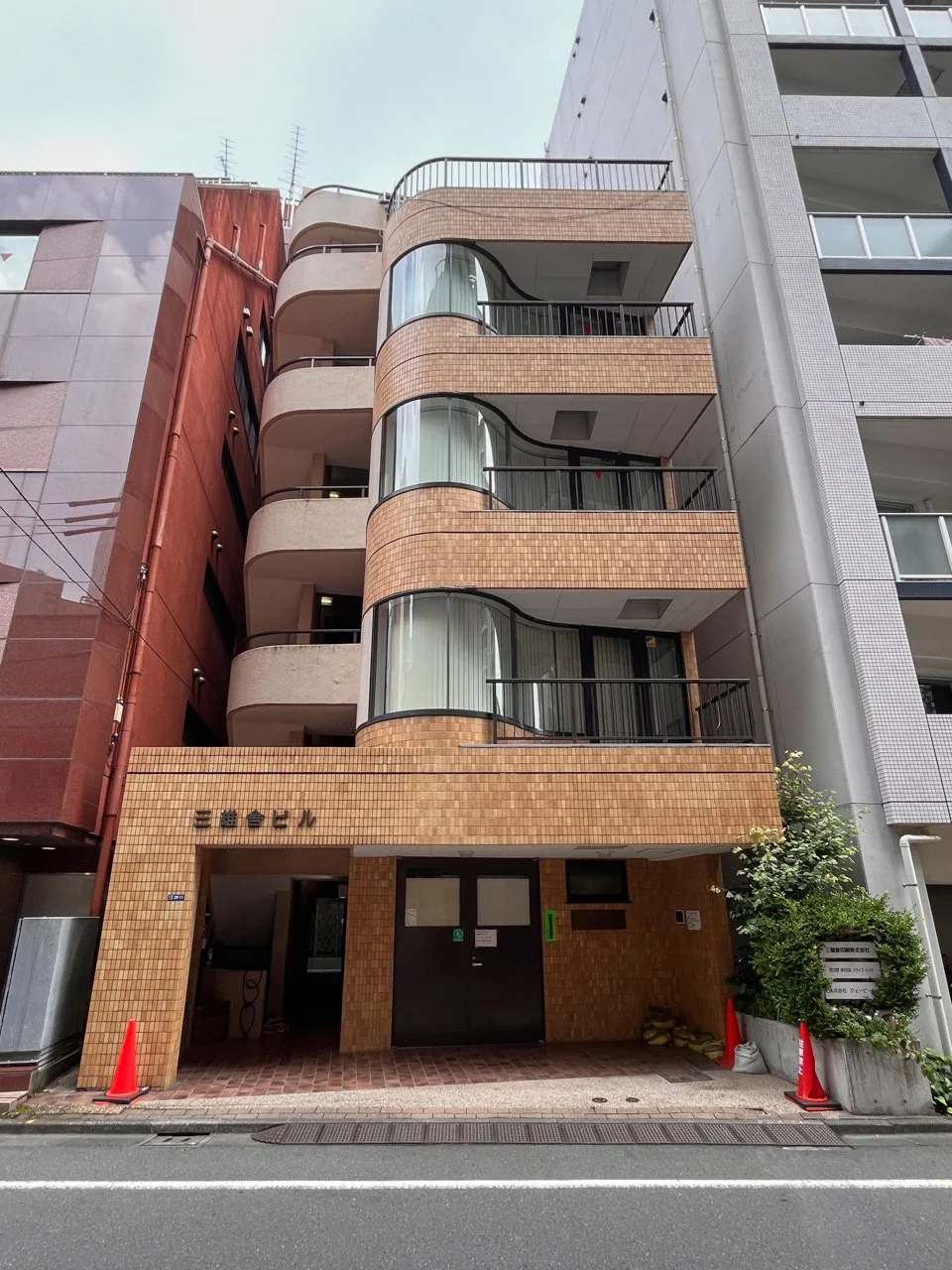 三雄舎ビル 3 外観 2