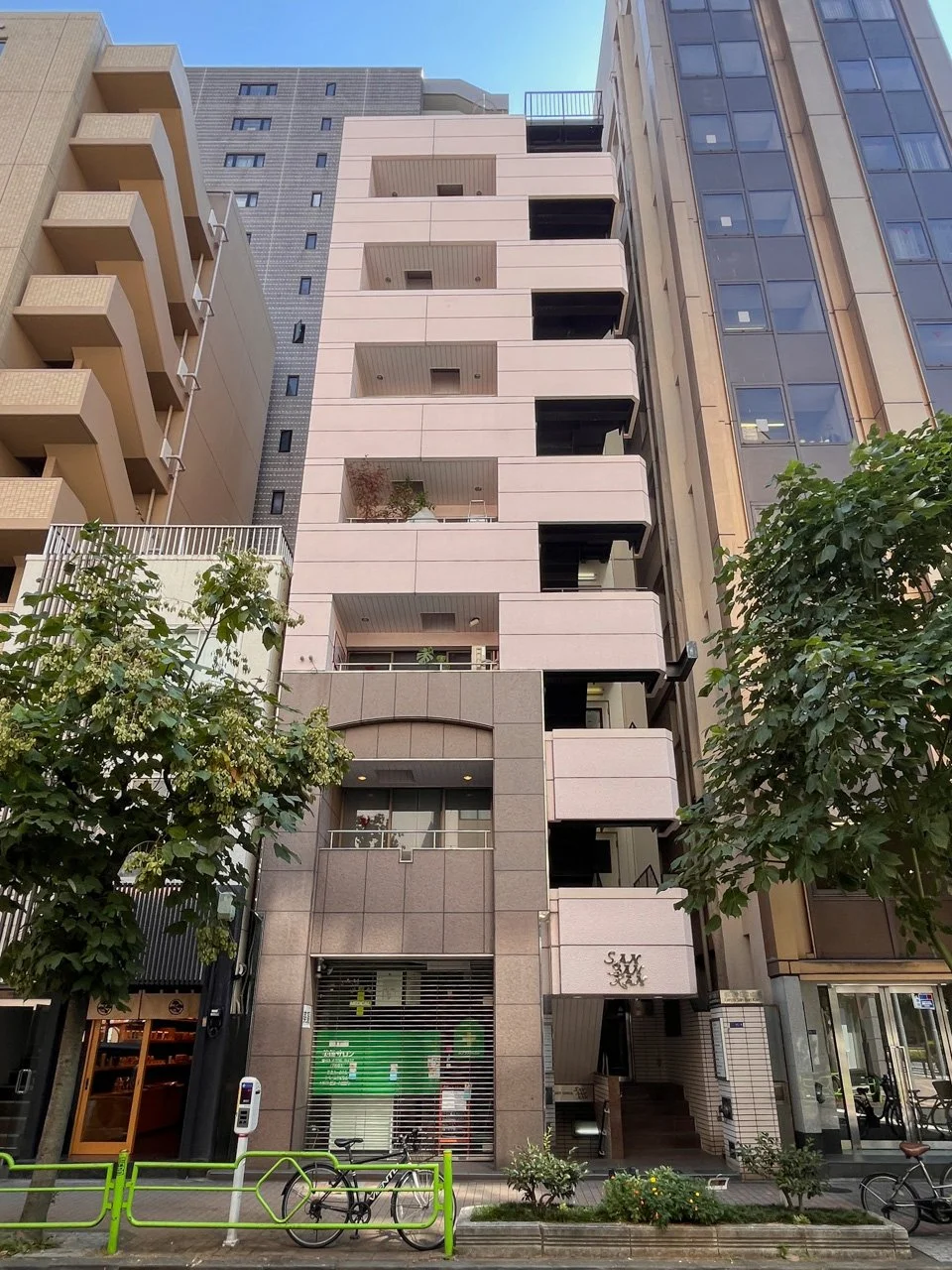 銀座参番館ビル 6 外観 1