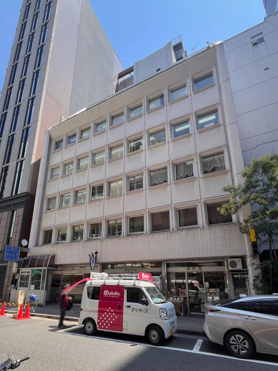 美術家会館ビル 1 オフィスビル外観 2