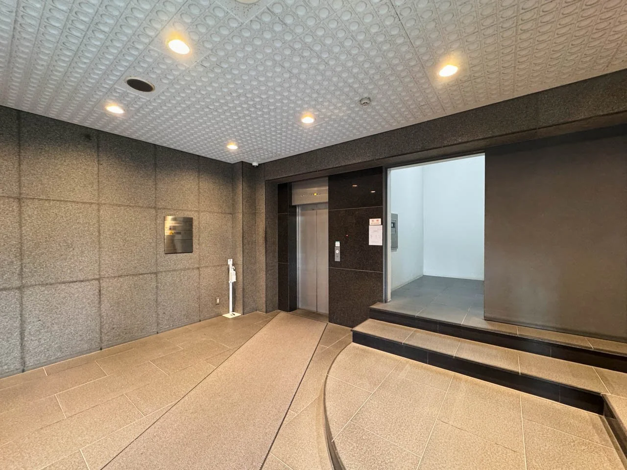 COLOR・US銀座東 8 共有部 4