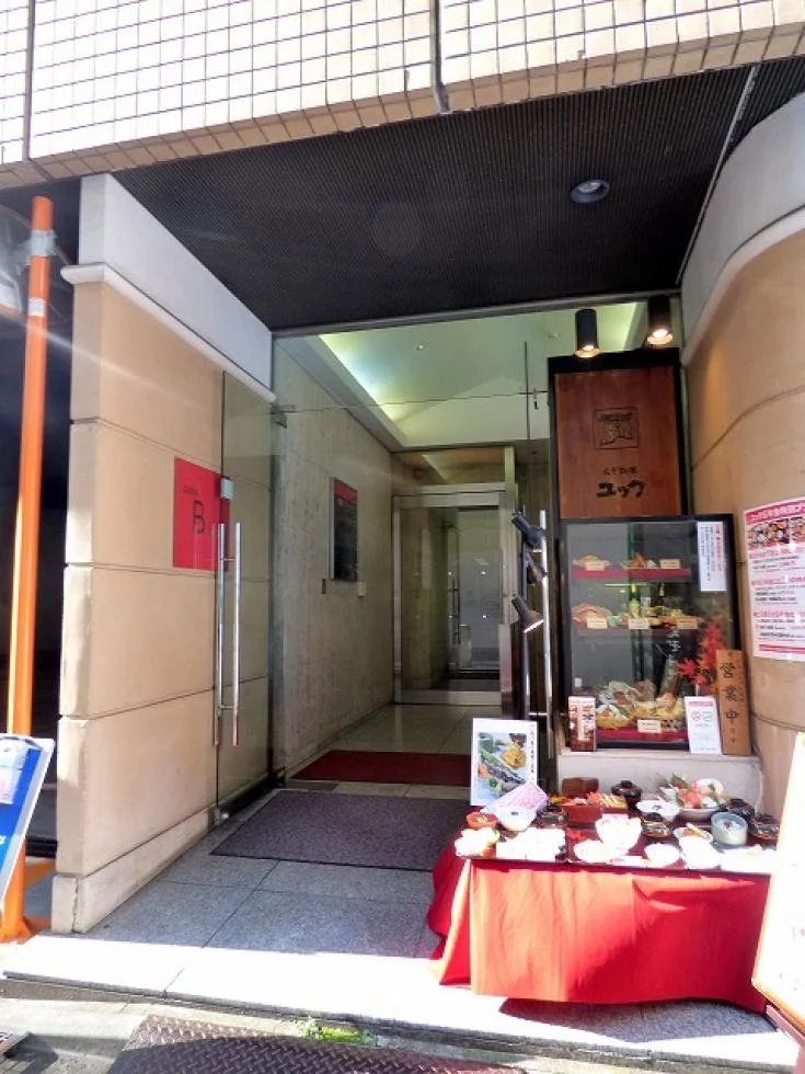 銀座Bビル 3 エントランス 4