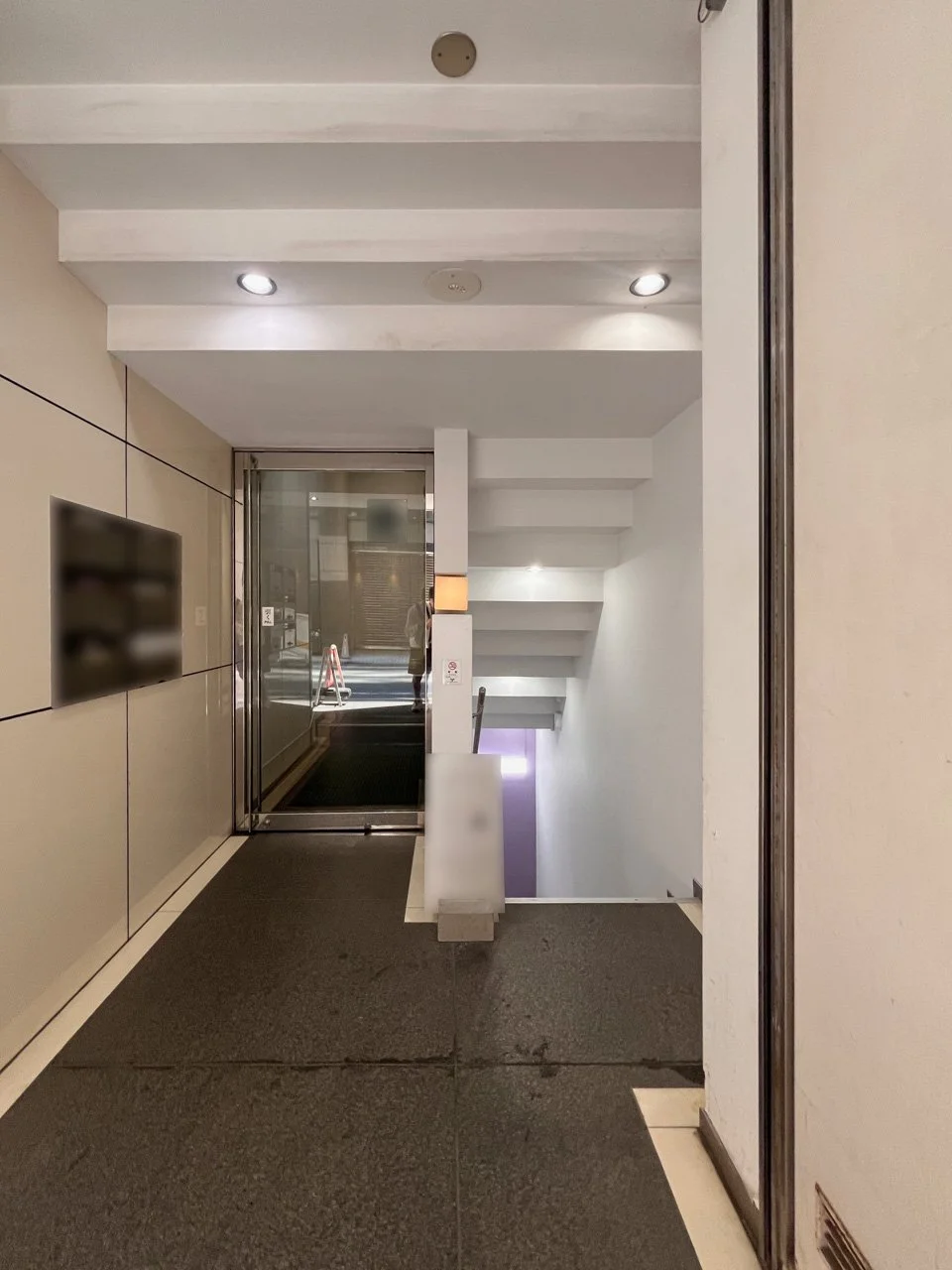 銀座吉岡屋ビル 1 エントランス 4