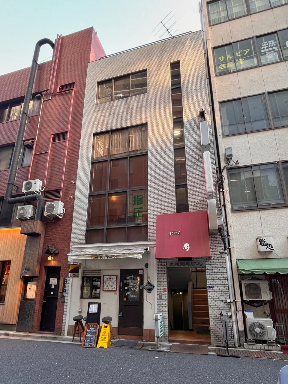 大根河岸ビル 3 外観 1