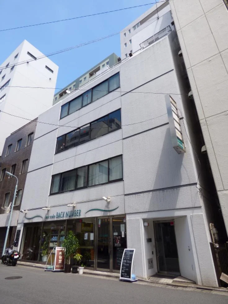 W2 KODENMACHO 2 オフィスビル外観 1
