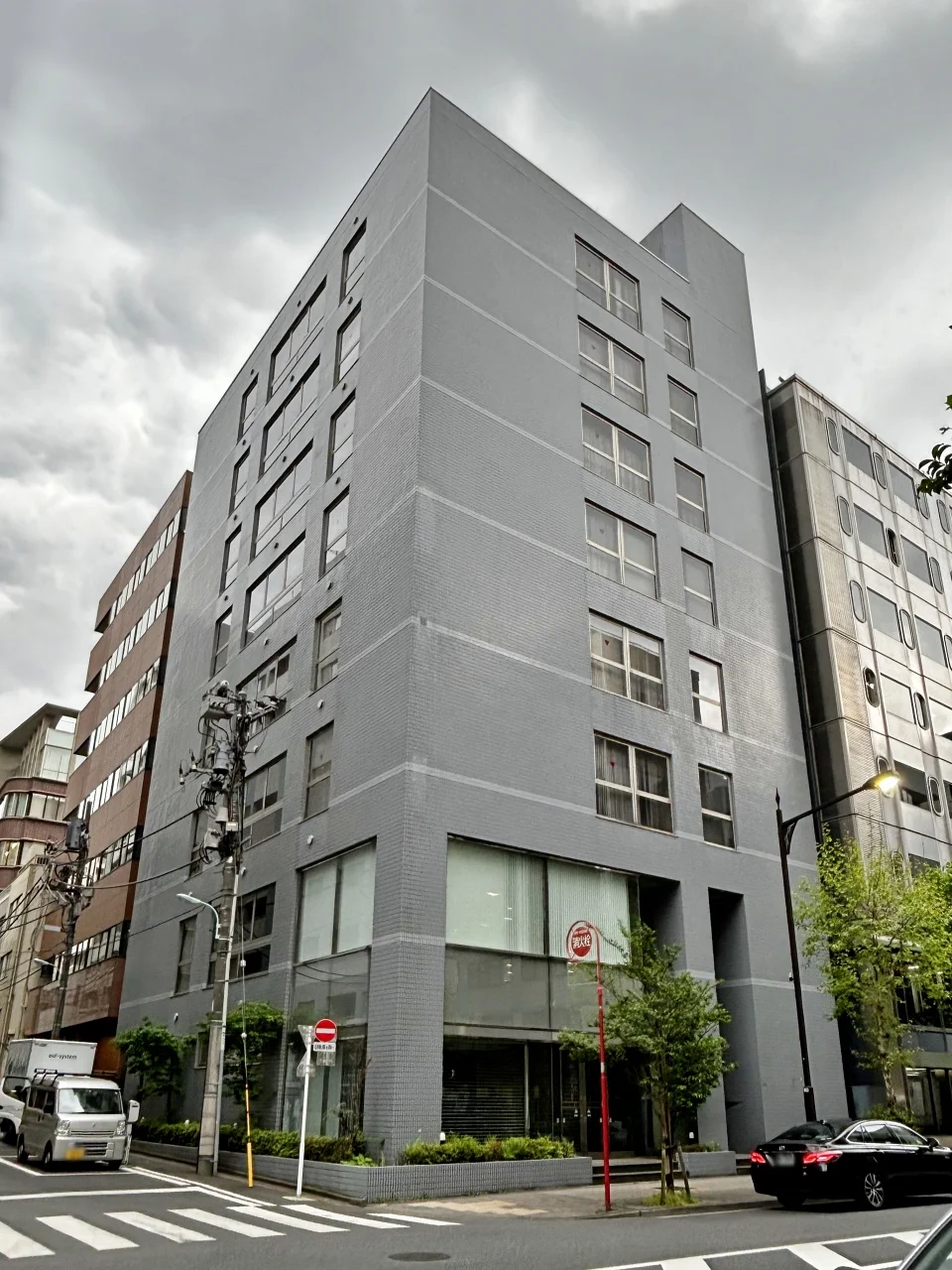 茅場町ビル 1階~8階一棟貸し 外観 1