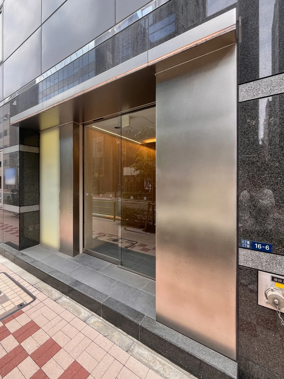 東八重洲プレイス 2 エントランス 4