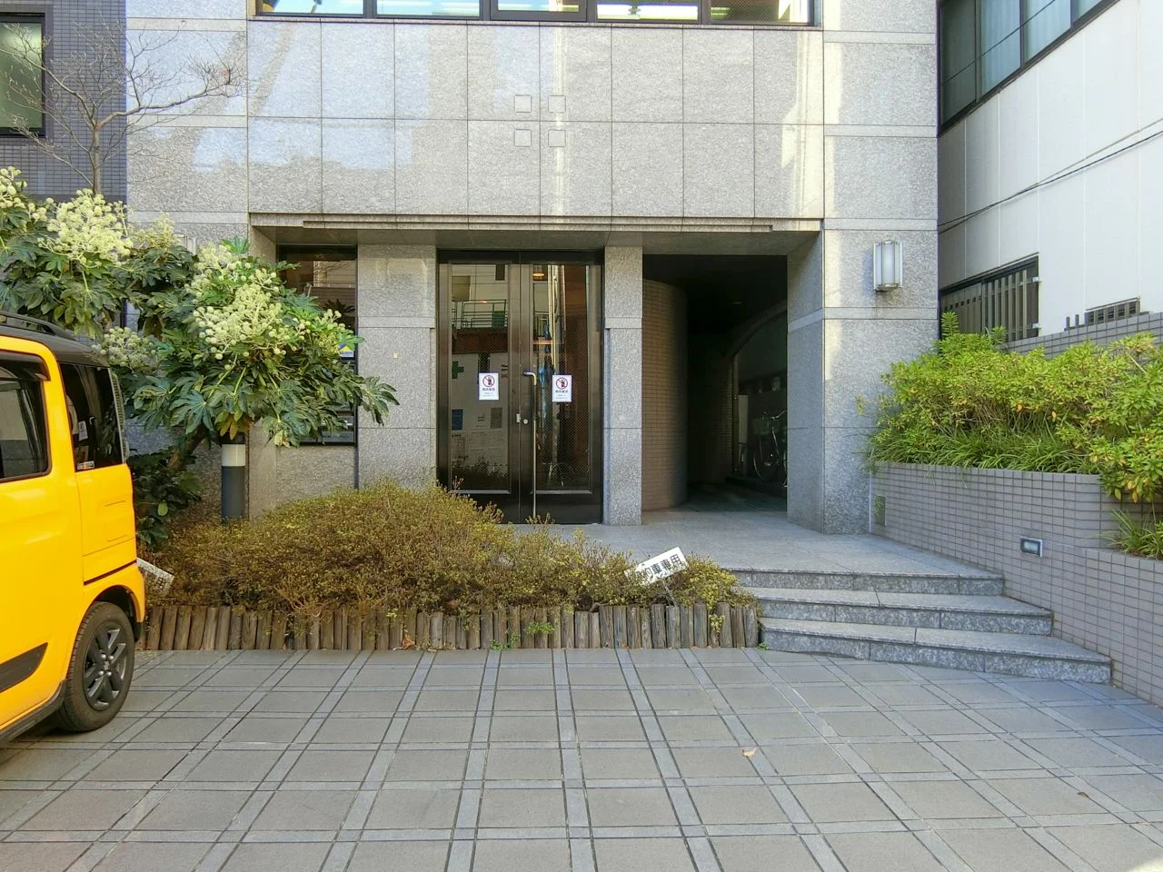 THE PORTAL Ningyocho 8 ビルエントランス 3