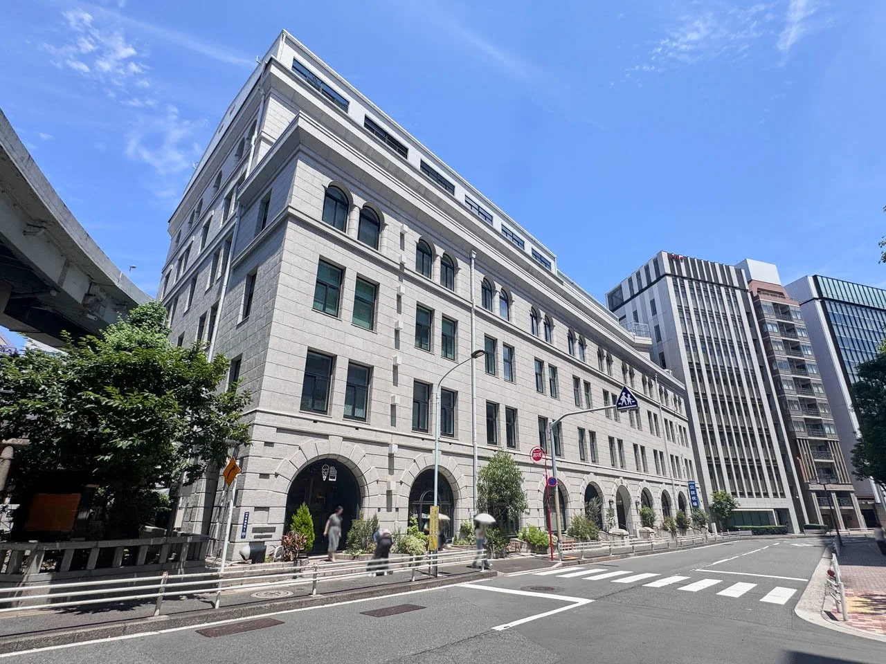 日証館 1 オフィスビル外観 2