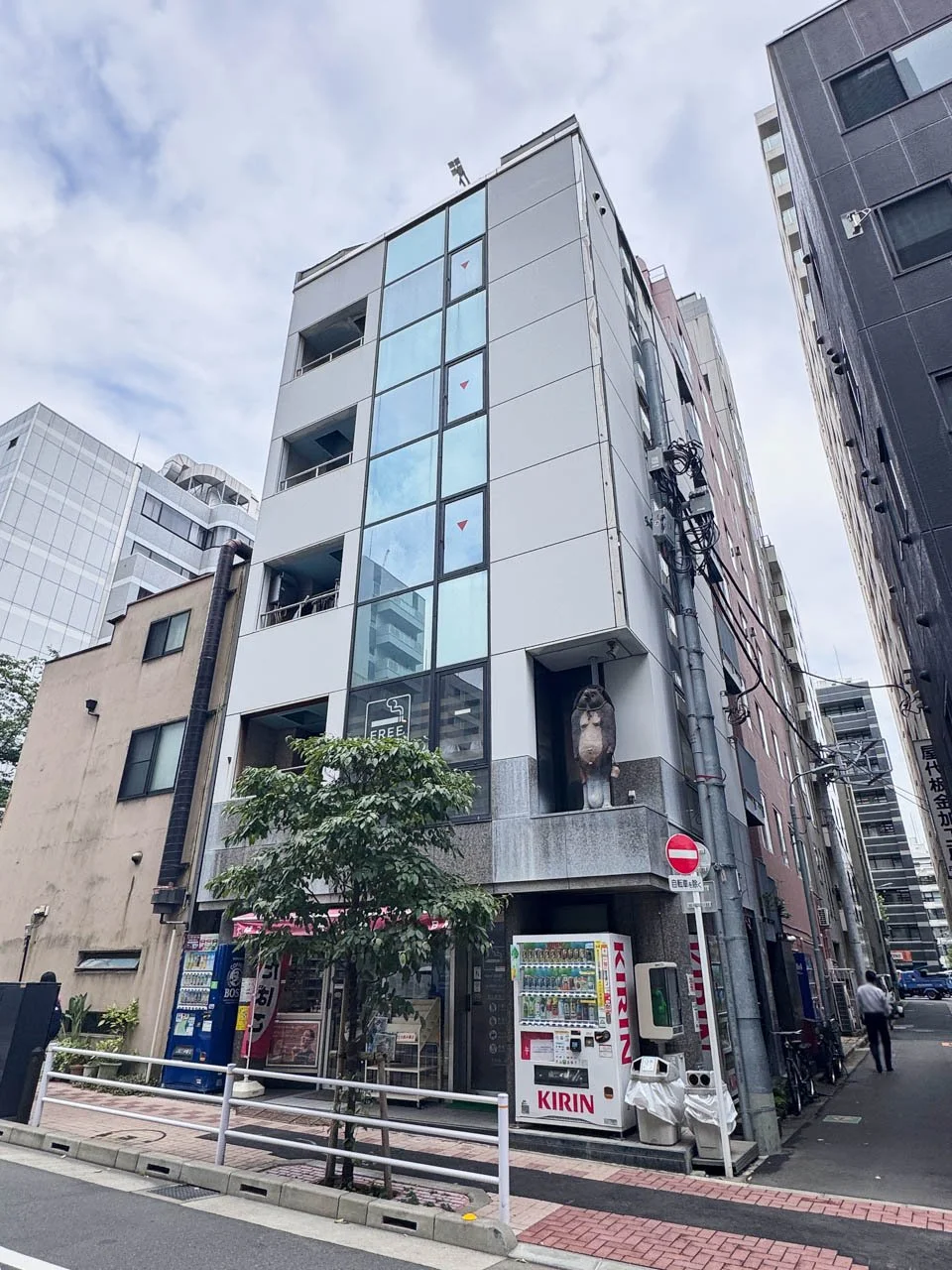 赤札屋ビル 4 外観 1