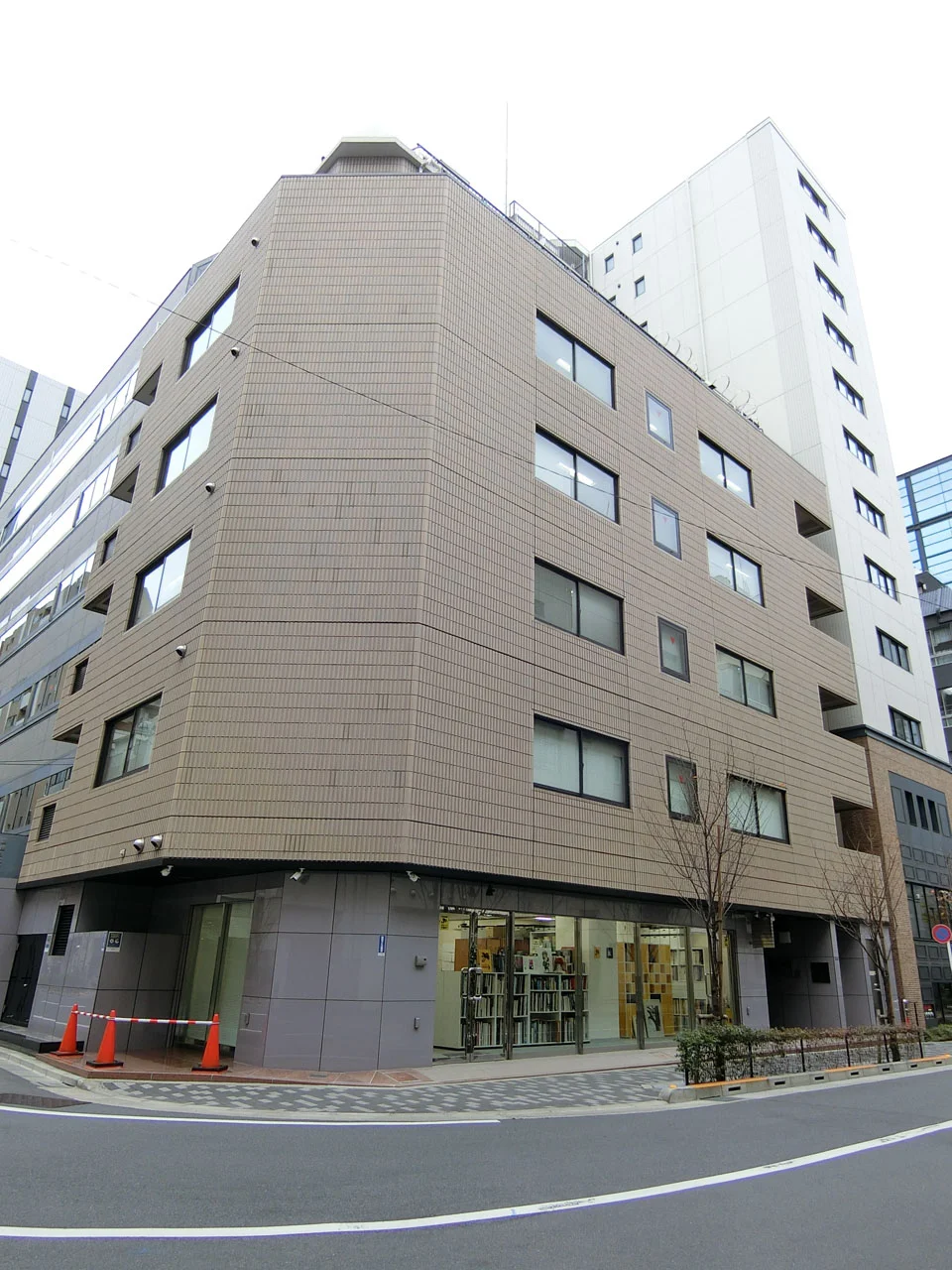 銀座エイワビル 4 オフィスビル外観 1