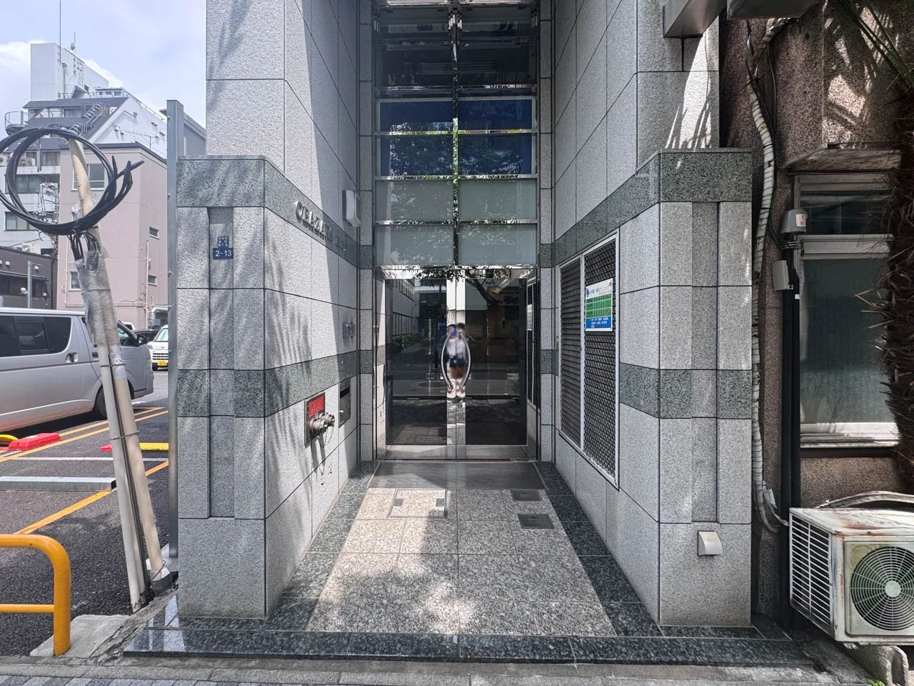 オバザワビル 5 エントランス 3