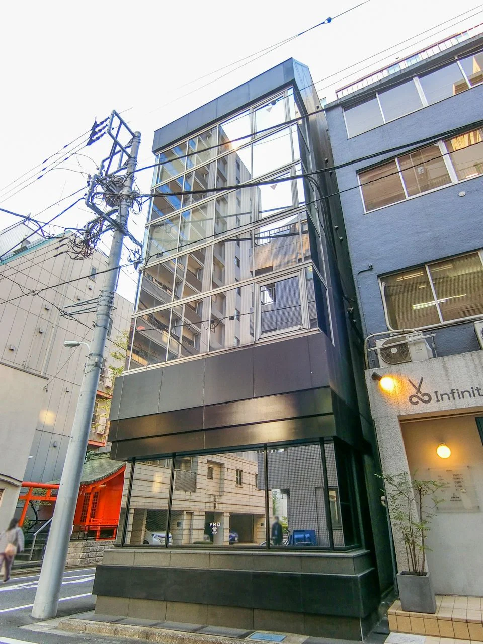 元屋ビル新富町 地下1階1階セット 外観 2