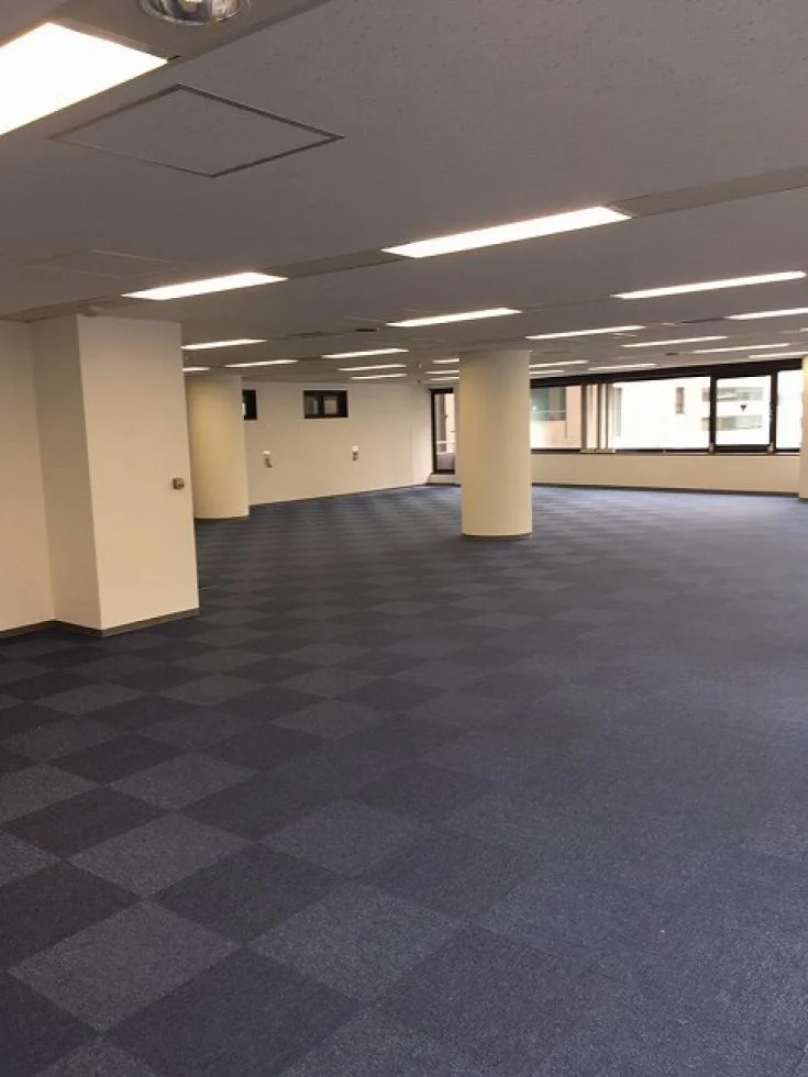 東貨ビル 6 執務室 7